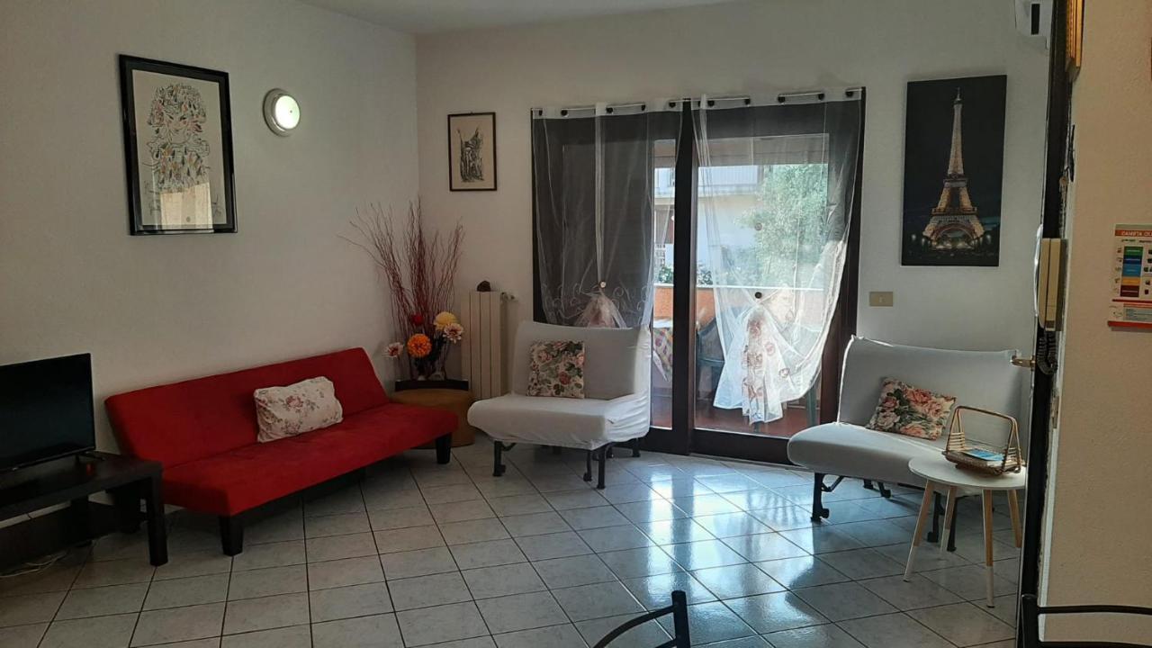 Pressi Aeroporto Costa Smeralda Olbia Extérieur photo